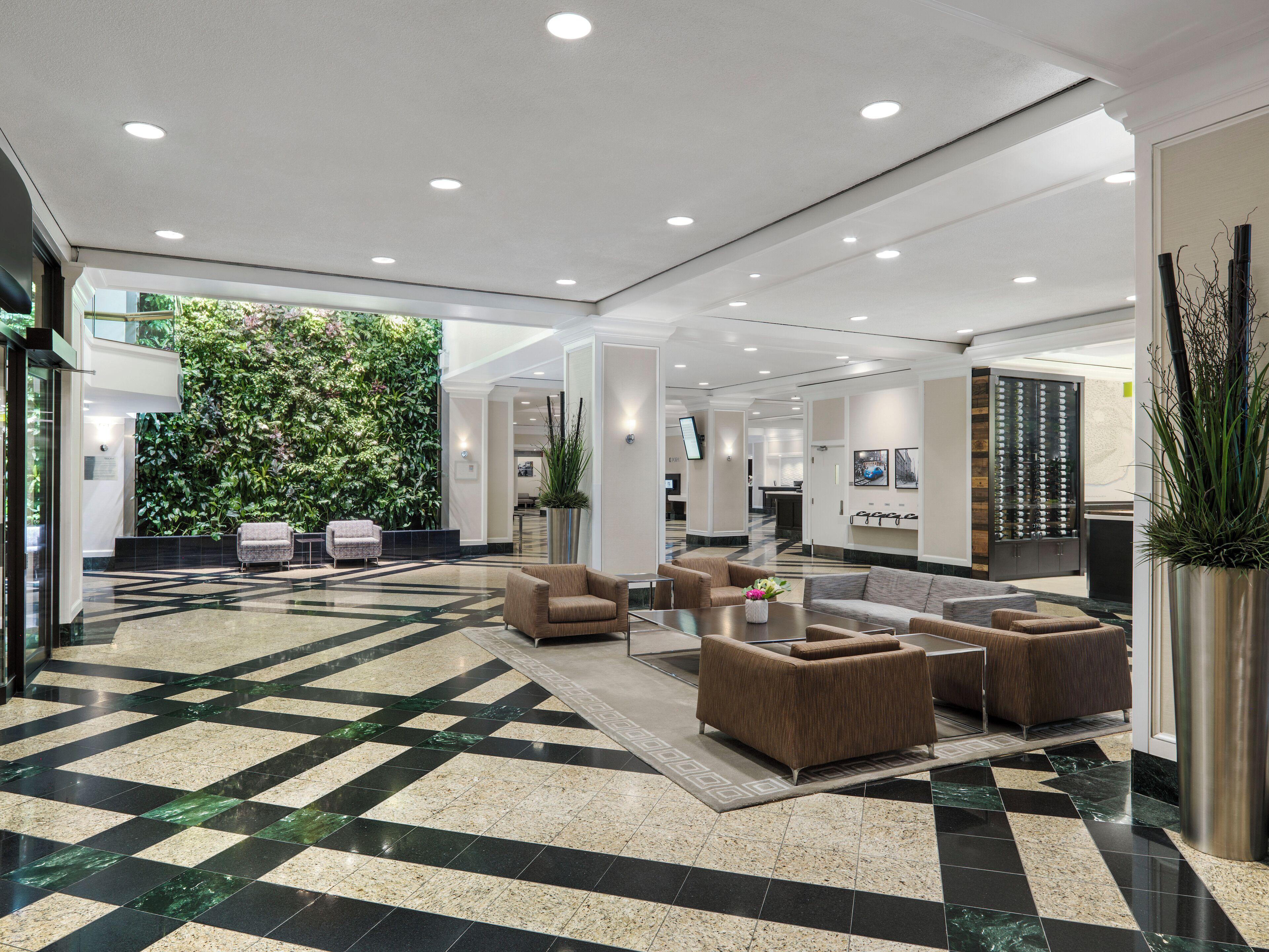 CHELSEA HOTEL TORONTO | ⋆⋆⋆⋆ | CANADA | SEASON DEALS FROM $124